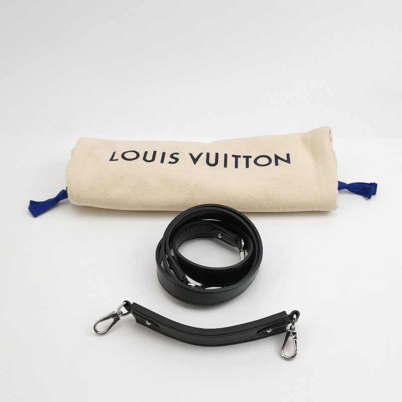 Louis Vuitton (LV) Bento Box牛皮水波紋斜挎包-7