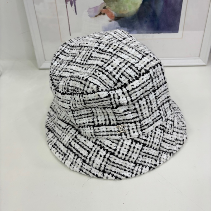 Chanel 23B黑白條紋十字編織粗花呢漁夫帽M碼 未使用品-1