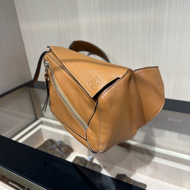 LOEWE罗意威 Puzzle 徽标压纹几何包拼图包变形腰包-1