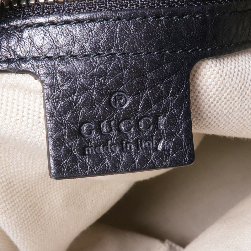 GUCCI 牛皮皮革Soho Backpack銀扣背包-13