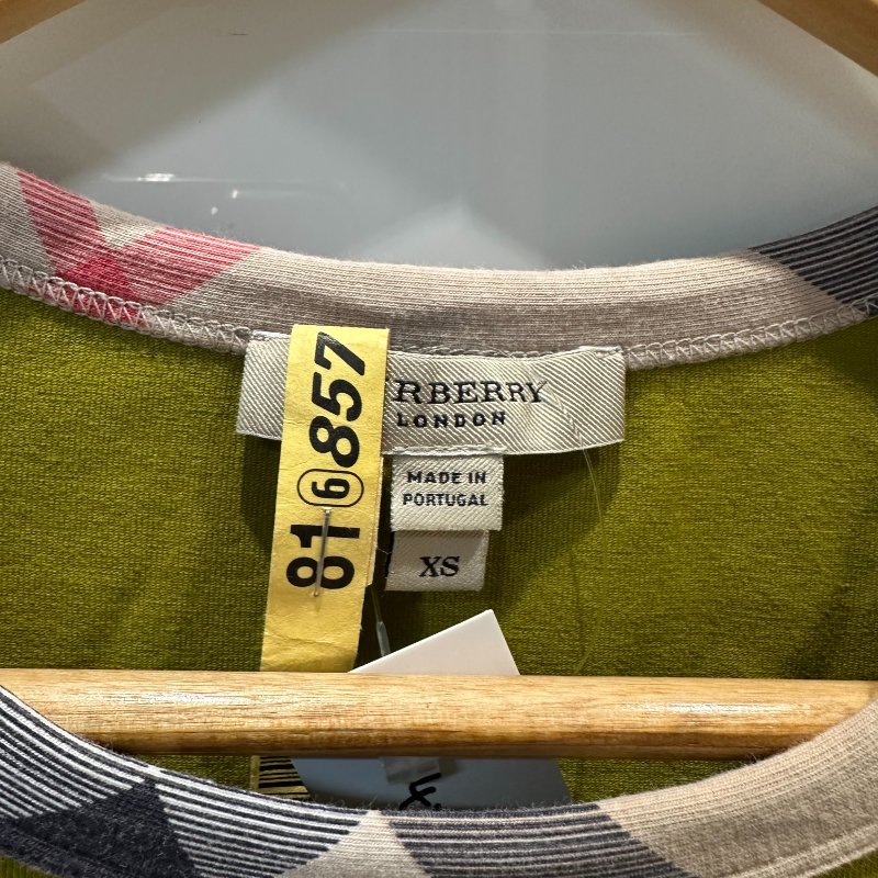 【美收精品】BURBERRY 抹茶色長袖上衣 4-249【隔月月中將轉賣至日本 上架期限30天】-4