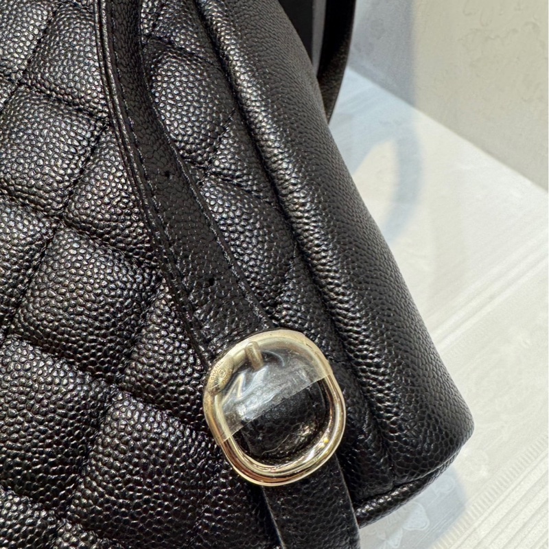 Chanel 平面牛皮雙口金釦小青蛙後背包-4