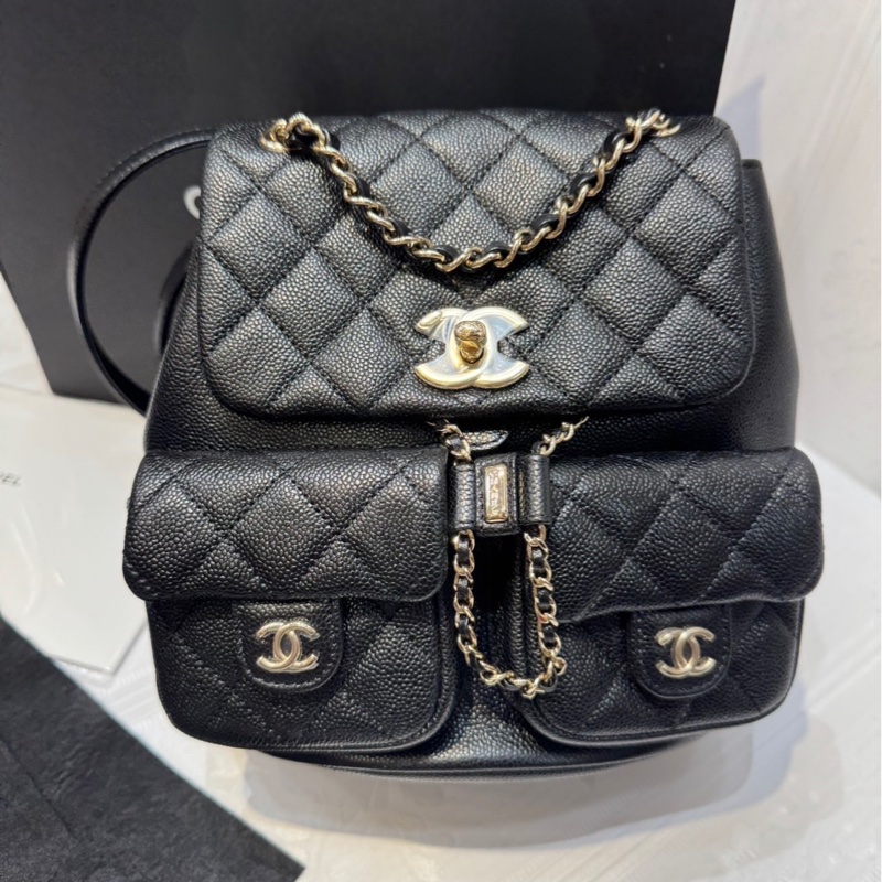 Chanel 平面牛皮雙口金釦小青蛙後背包-5