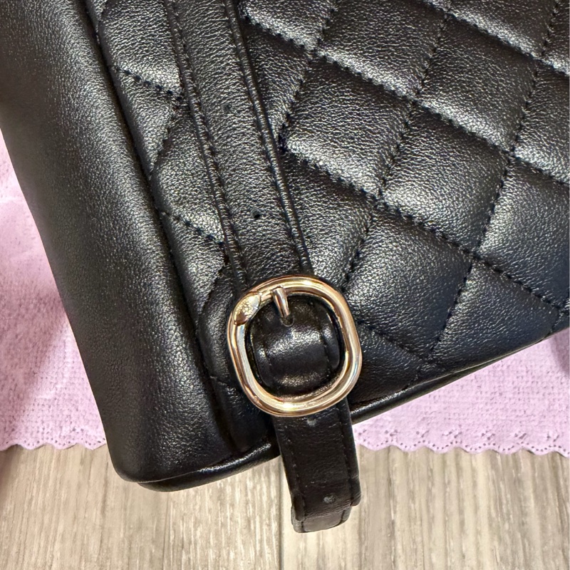 Chanel 平面牛皮雙口金釦小青蛙後背包-6