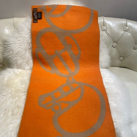 Hermès Cachemire 頸巾