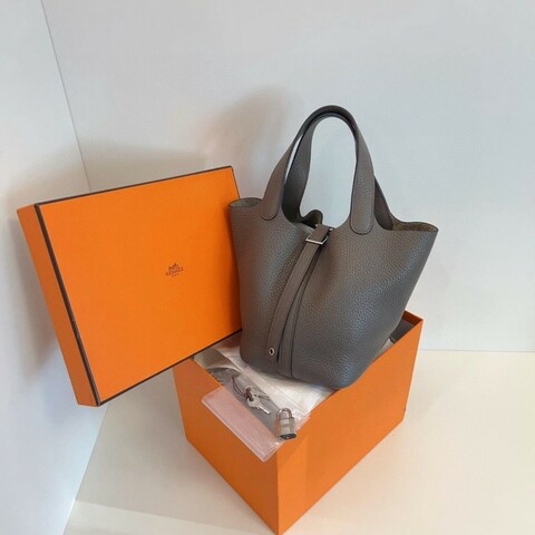 Hermes picotin18