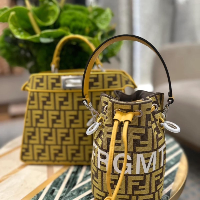 絕版罕有 FENDI x FRGMT聯名Mon Tresor水桶包-1