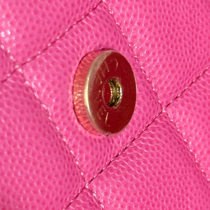 chanel woc香奈兒 荔枝牛皮🌸櫻花粉色 桃紅 翻蓋 斜背包 部份膠膜未撕✨-29