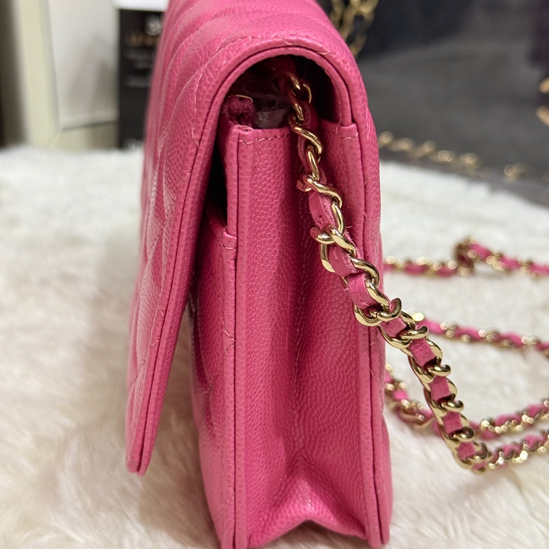 chanel woc香奈兒 荔枝牛皮🌸櫻花粉色 桃紅 翻蓋 斜背包 部份膠膜未撕✨-45