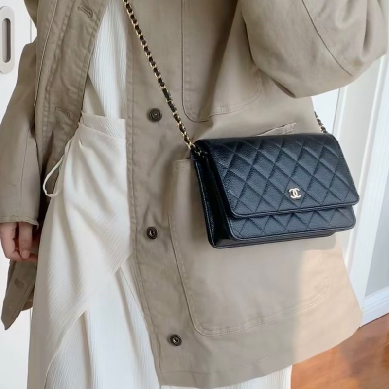 Chanel coco woc-8