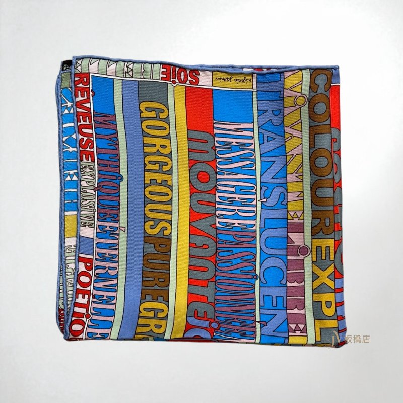 Hermes配件 彩色英文串標圖樣45x45絲巾-4