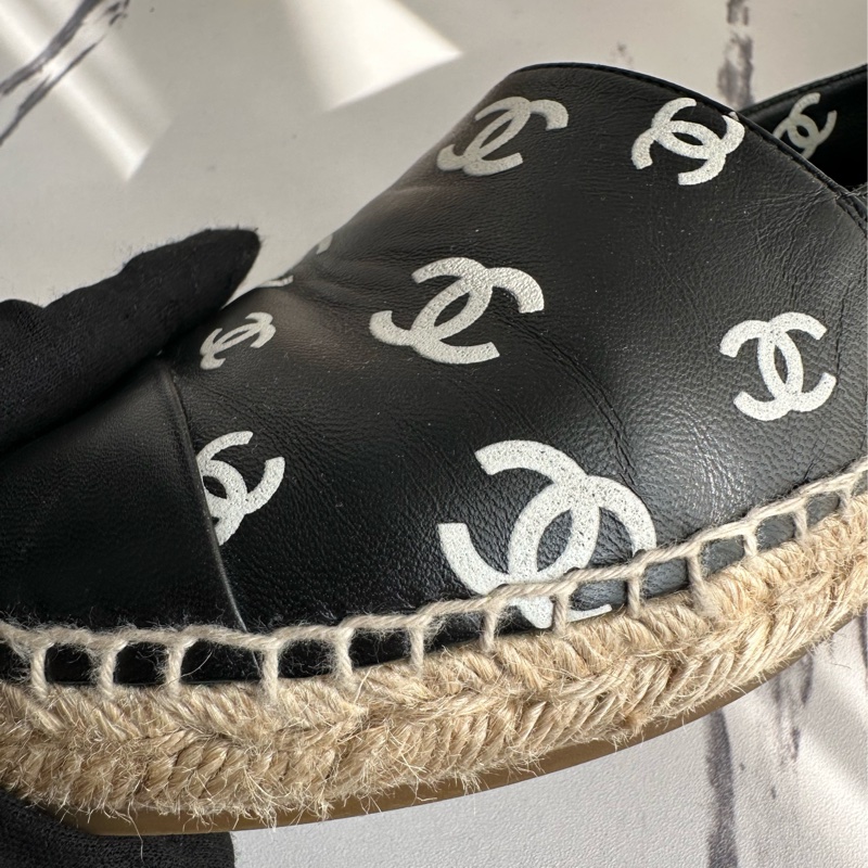Chanel 美美的平底娃娃鞋 好好看😻-10