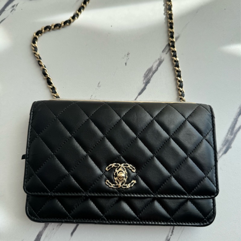 Chanel黑羊皮皮穿繩雙C Trendy CC woc-1