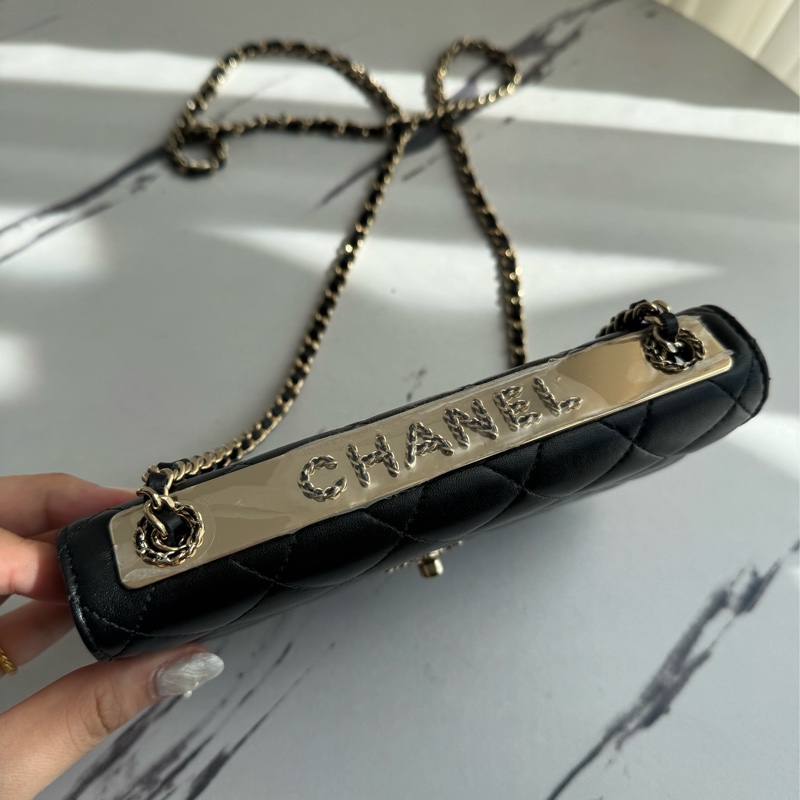 Chanel黑羊皮皮穿繩雙C Trendy CC woc-2