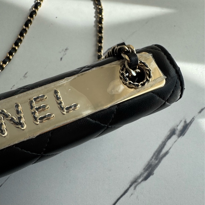 Chanel黑羊皮皮穿繩雙C Trendy CC woc-4