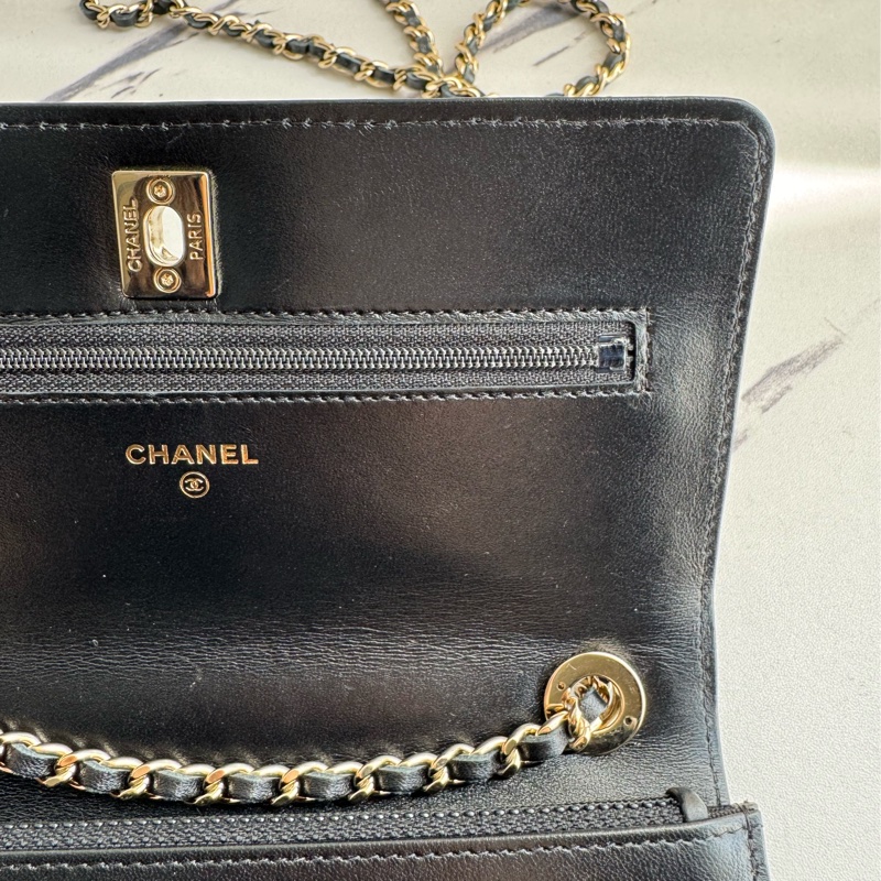 Chanel黑羊皮皮穿繩雙C Trendy CC woc-23