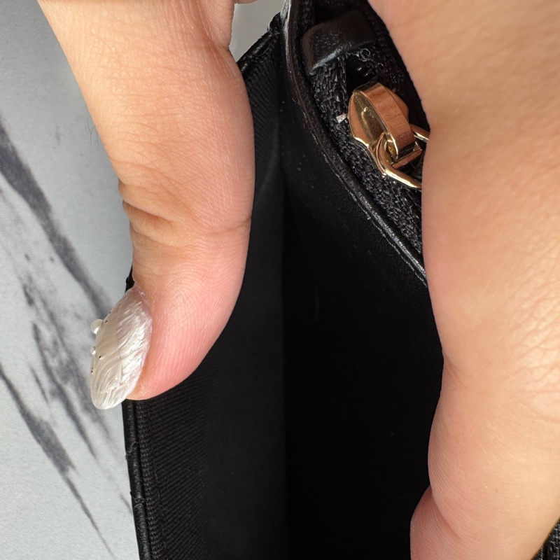 Chanel黑羊皮皮穿繩雙C Trendy CC woc-41