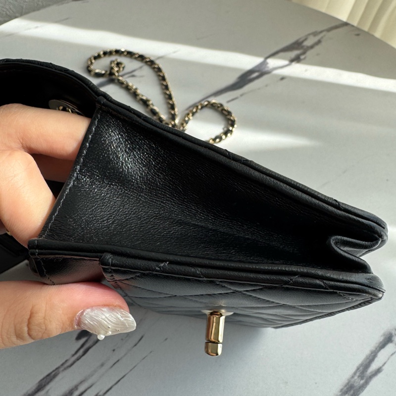 Chanel黑羊皮皮穿繩雙C Trendy CC woc-48