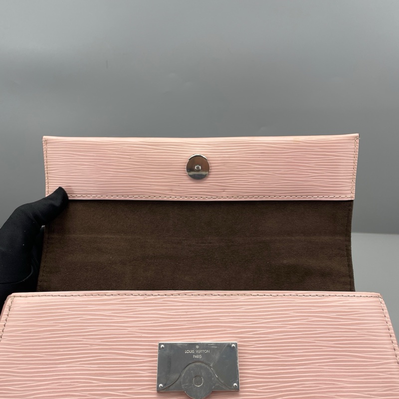 LV Cluny BB 粉色 EPI 水波紋 手提包 肩背包-2