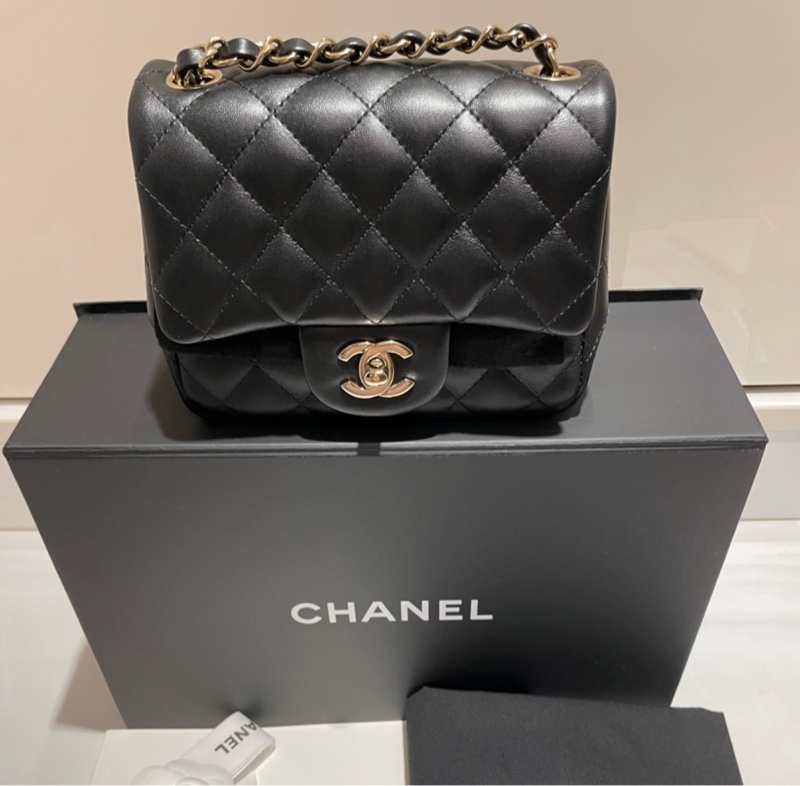 Chanel CF17 黑金淡金扣 方胖子 晶片款-2