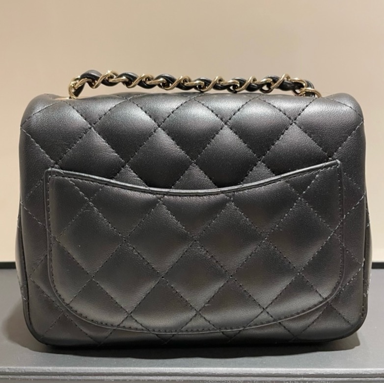 Chanel CF17 黑金淡金扣 方胖子 晶片款-3