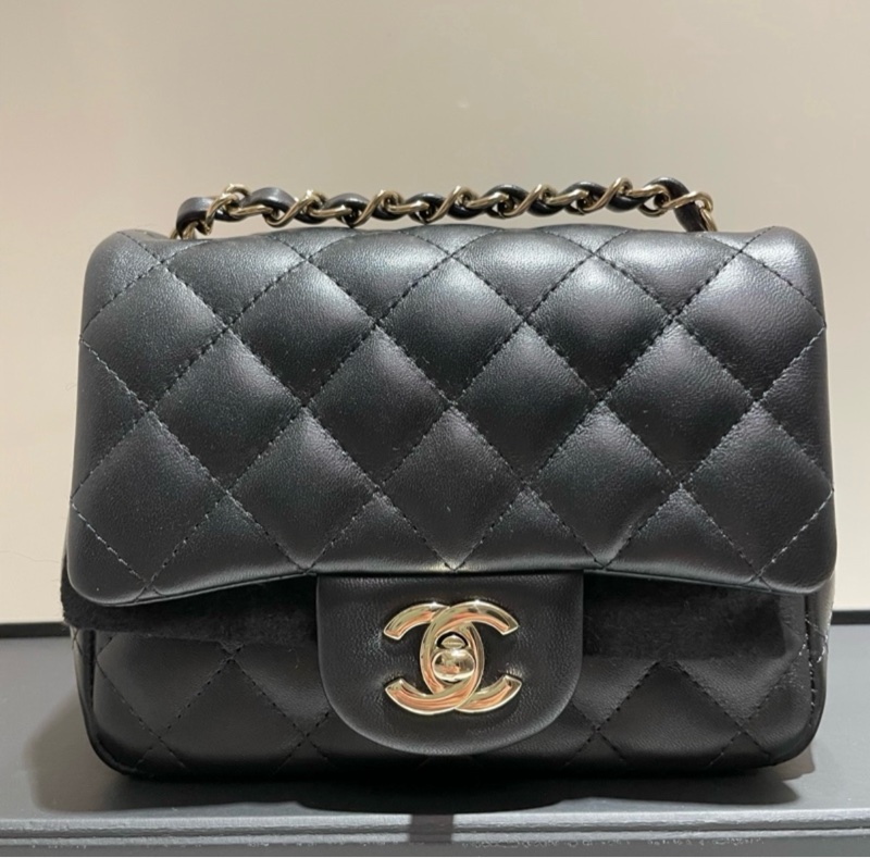 Chanel CF17 黑金淡金扣 方胖子 晶片款-5