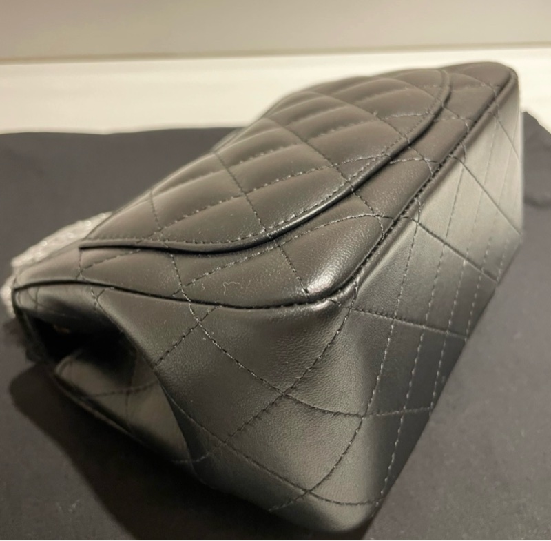 Chanel CF17 黑金淡金扣 方胖子 晶片款-10