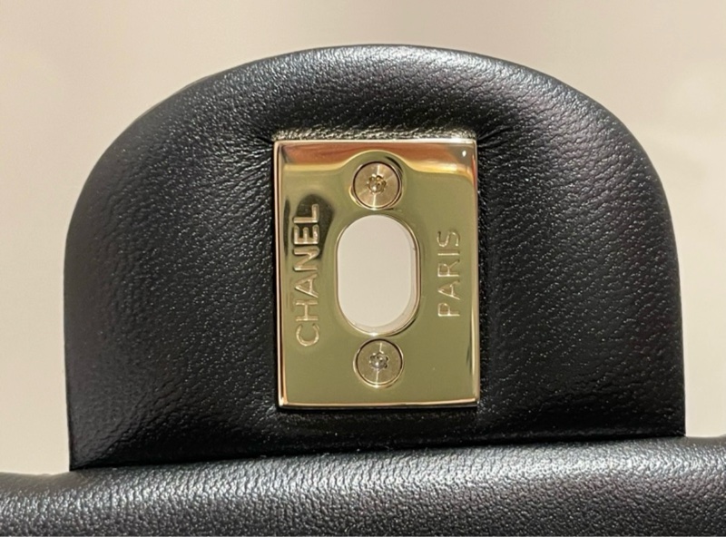 Chanel CF17 黑金淡金扣 方胖子 晶片款-16