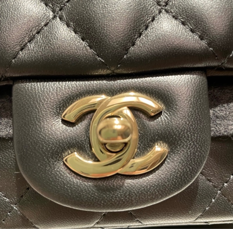 Chanel CF17 黑金淡金扣 方胖子 晶片款-17
