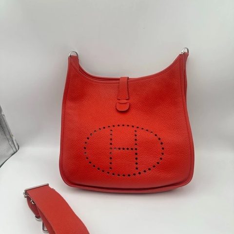 hermes 愛馬仕伊芙琳  Evelyne taurillon clemence 銀扣 單肩包