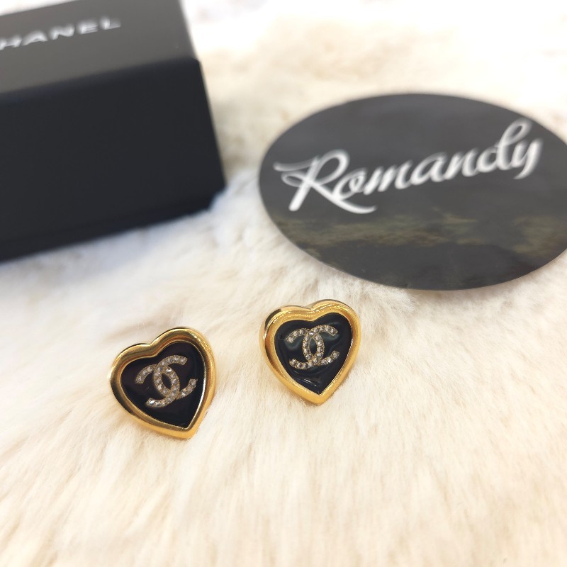 Chanel 琺瑯愛心鑽 穿式耳環 黑金-1