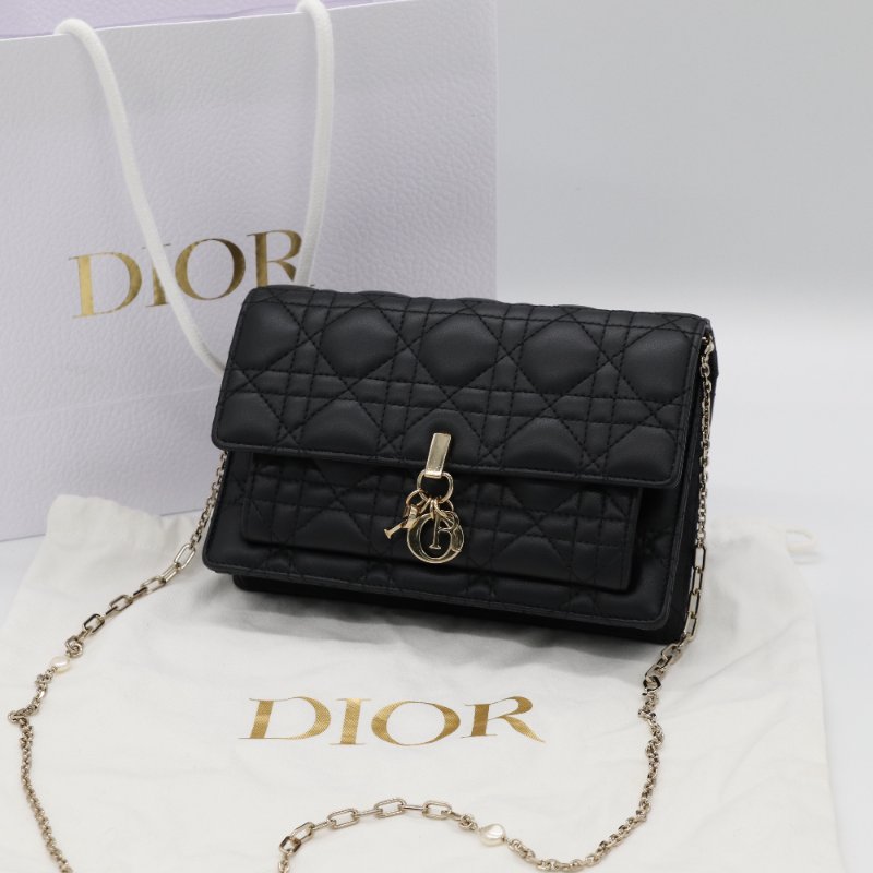 【近新品♥️】 Dior 迪奧 黑色 菱格紋 皮革 淡金釦 珍珠鏈條 信封包 WOC 鏈條錢包 斜背包 ｜ 專櫃 85,000-0