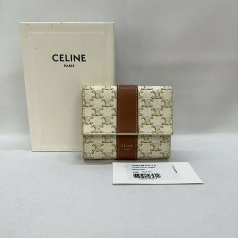 CELINE TRIOMPHE滿版白花短夾