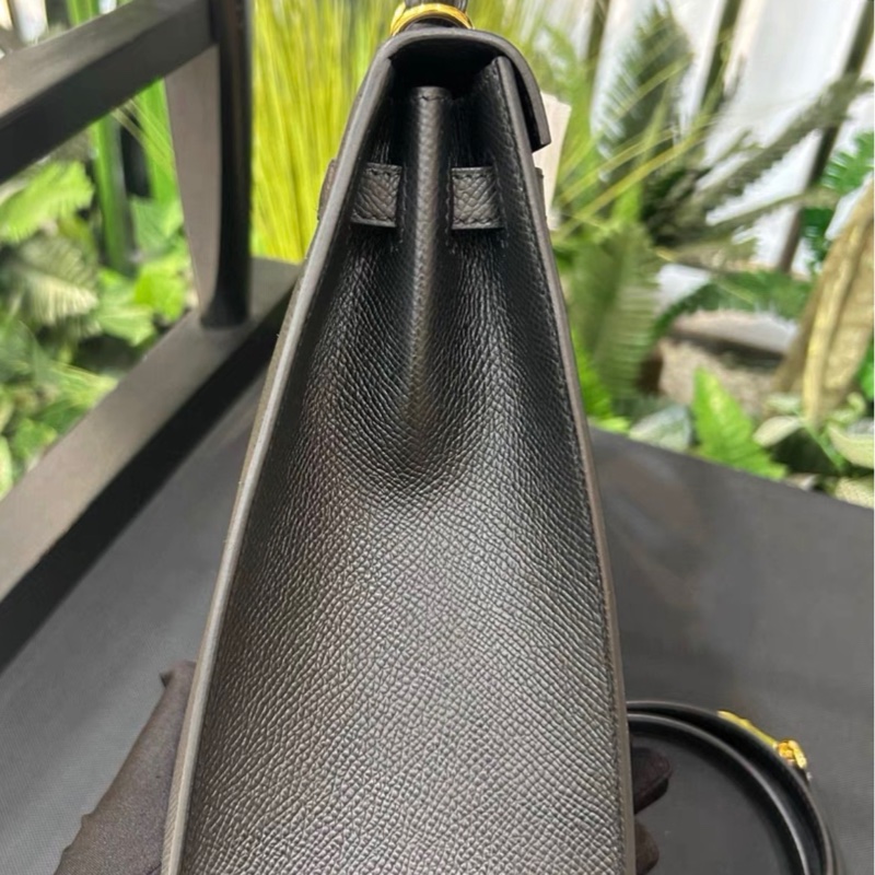 Hermes kelly 25黑金epsom皮B刻 2023 成色:99新❤️五金部分無膜-3