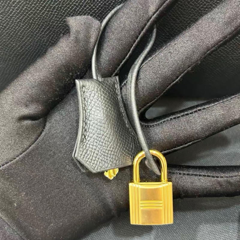 Hermes kelly 25黑金epsom皮B刻 2023 成色:99新❤️五金部分無膜-8