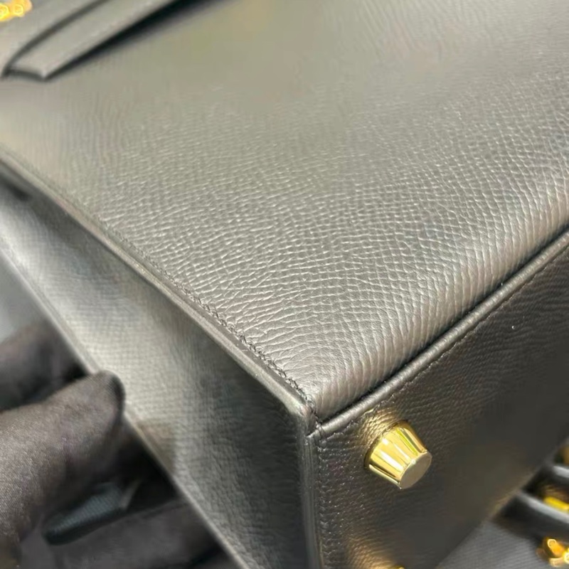 Hermes kelly 25黑金epsom皮B刻 2023 成色:99新❤️五金部分無膜-11