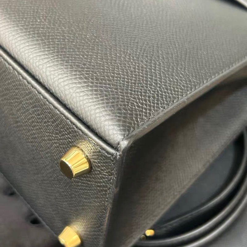 Hermes kelly 25黑金epsom皮B刻 2023 成色:99新❤️五金部分無膜-12
