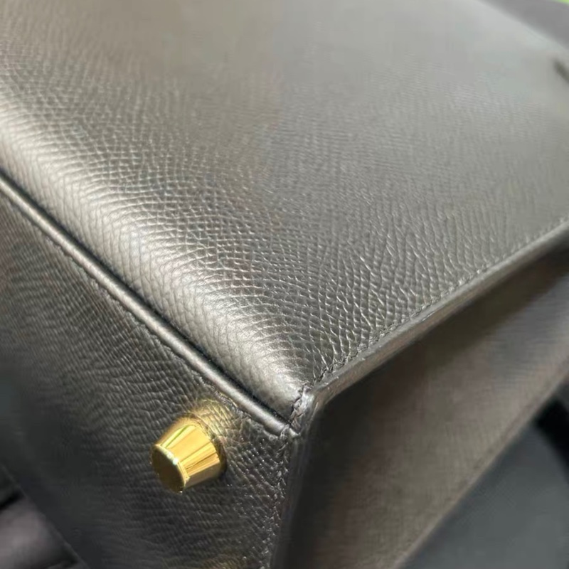 Hermes kelly 25黑金epsom皮B刻 2023 成色:99新❤️五金部分無膜-13