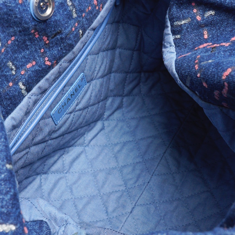 Chanel 23A 22bag 亮片牛仔流浪包(附小包)-6