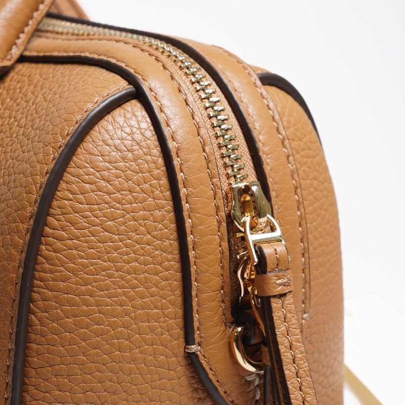 TORY BURCH THEA 荔枝紋手提/斜背二用波士頓包 棕色-9