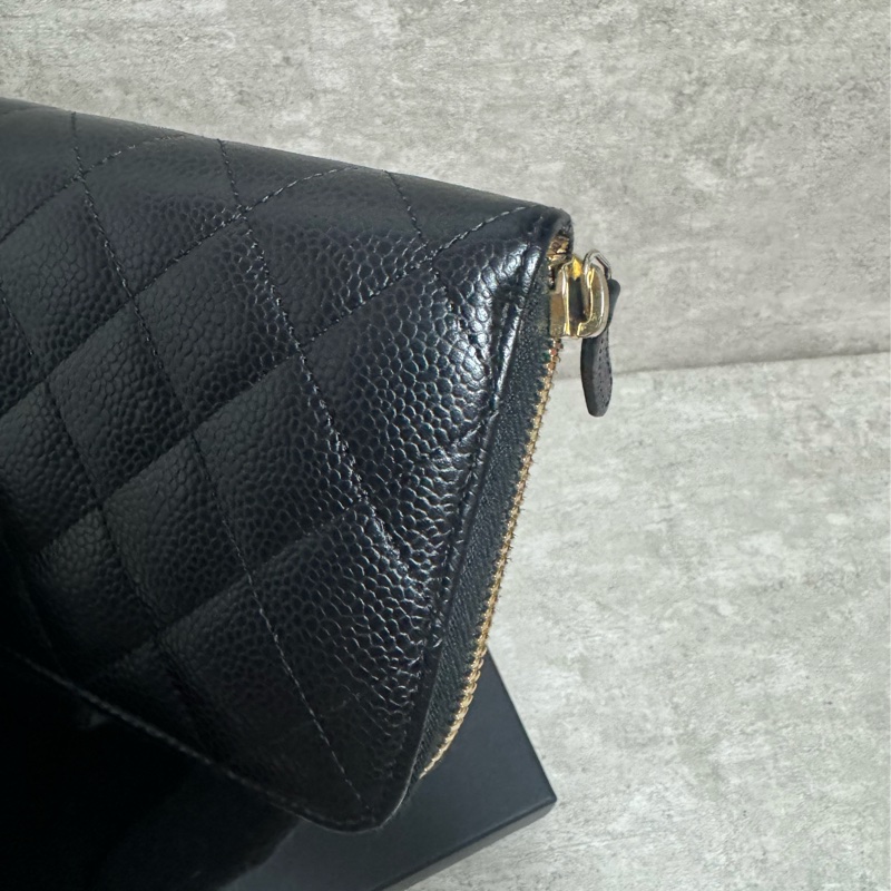 正品 Chanel 經典黑金荔枝皮拉鍊長夾-11