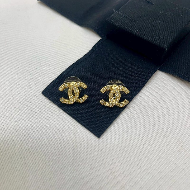 CHANEL 經典雙C水鑚耳環-1