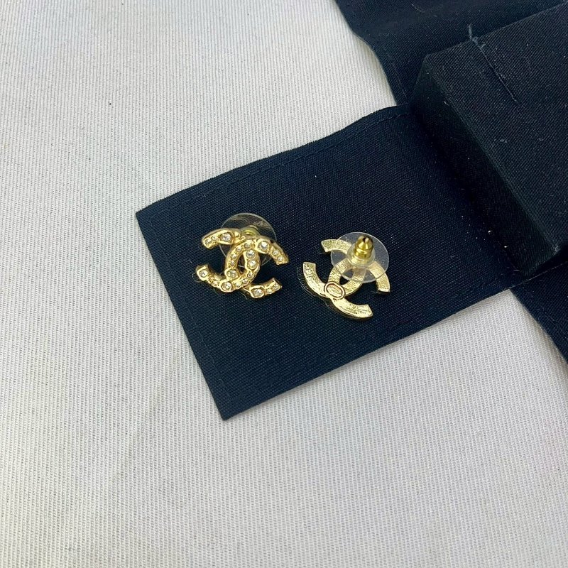 CHANEL 經典雙C水鑚耳環-2