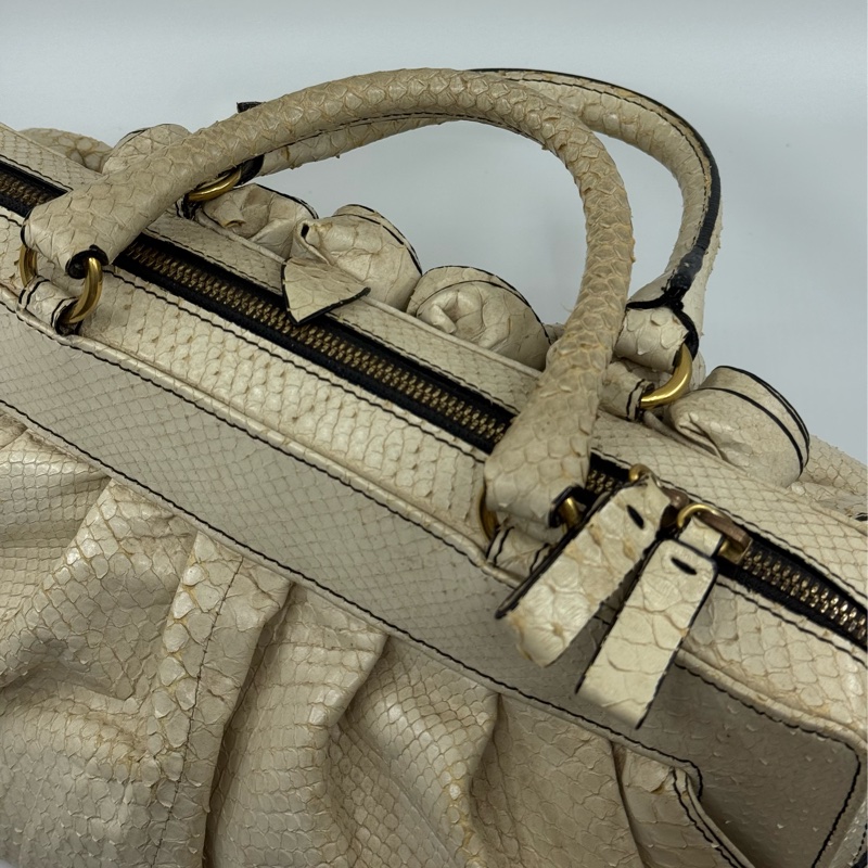 Valentino 米白色蛇皮面手抽袋-13