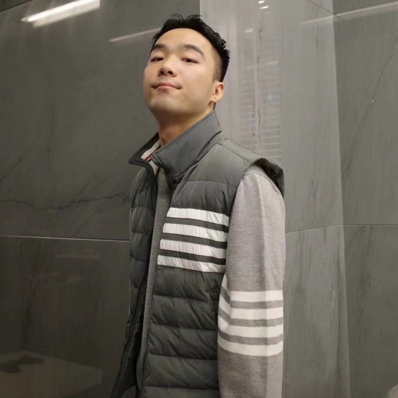 莉亞精品♡Thom Browne 立領經典四槓羽絨外套 尺碼4 近新閒置-1