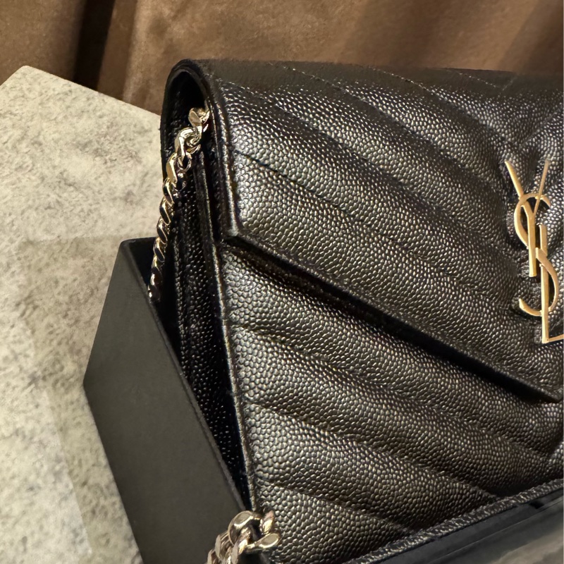 YSL 魚子醬信封式WOC 黑銀 19公分大全配台灣購證-1