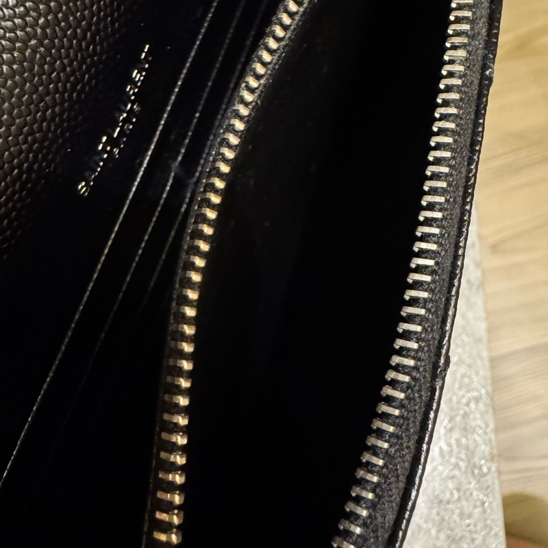 YSL 魚子醬信封式WOC 黑銀 19公分大全配台灣購證-15