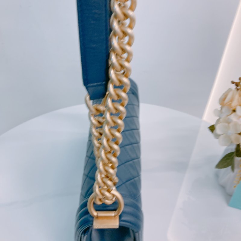 MS0351 Chanel 香奈兒 經典 中號 羊皮 海軍藍 金扣 Boy Medium 25cm Bag Lambskin Navy x GHW-15