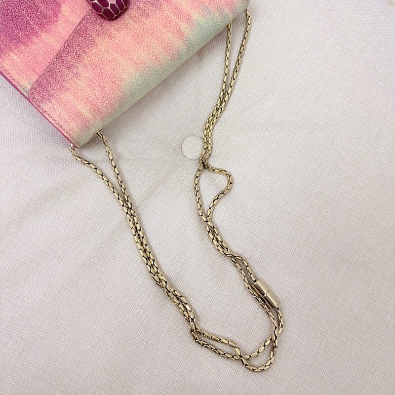 寶格麗Bvlgari  情人節限定💗珍珠魚皮極光色-19