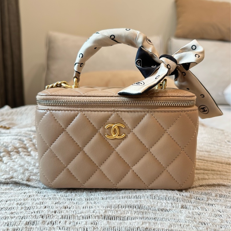 Chanel 長盒子 化妝包 側背包 米色 台灣專櫃購入全配-0